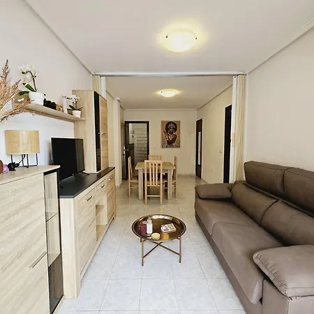Apartment With Pool In The Parque Naciones Area Torrevieja