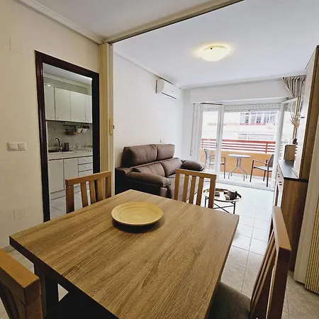 Apartment With Pool In The Parque Naciones Area Torrevieja